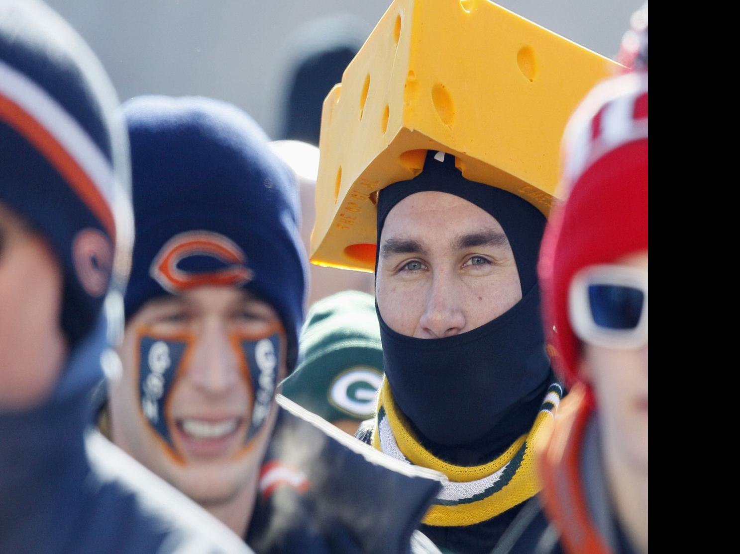 Packers Fan Sues Over Bears Sideline Ban On Packers Gear Pro Football Madisoncom