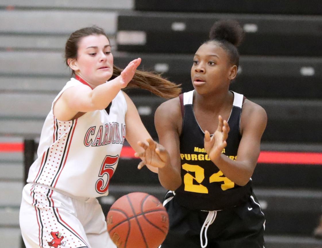 Sun Prairie S Elle Moore Commits To Edgewood College For Women S