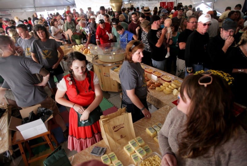 On Wisconsin Thousands flock to Green County Cheese Days