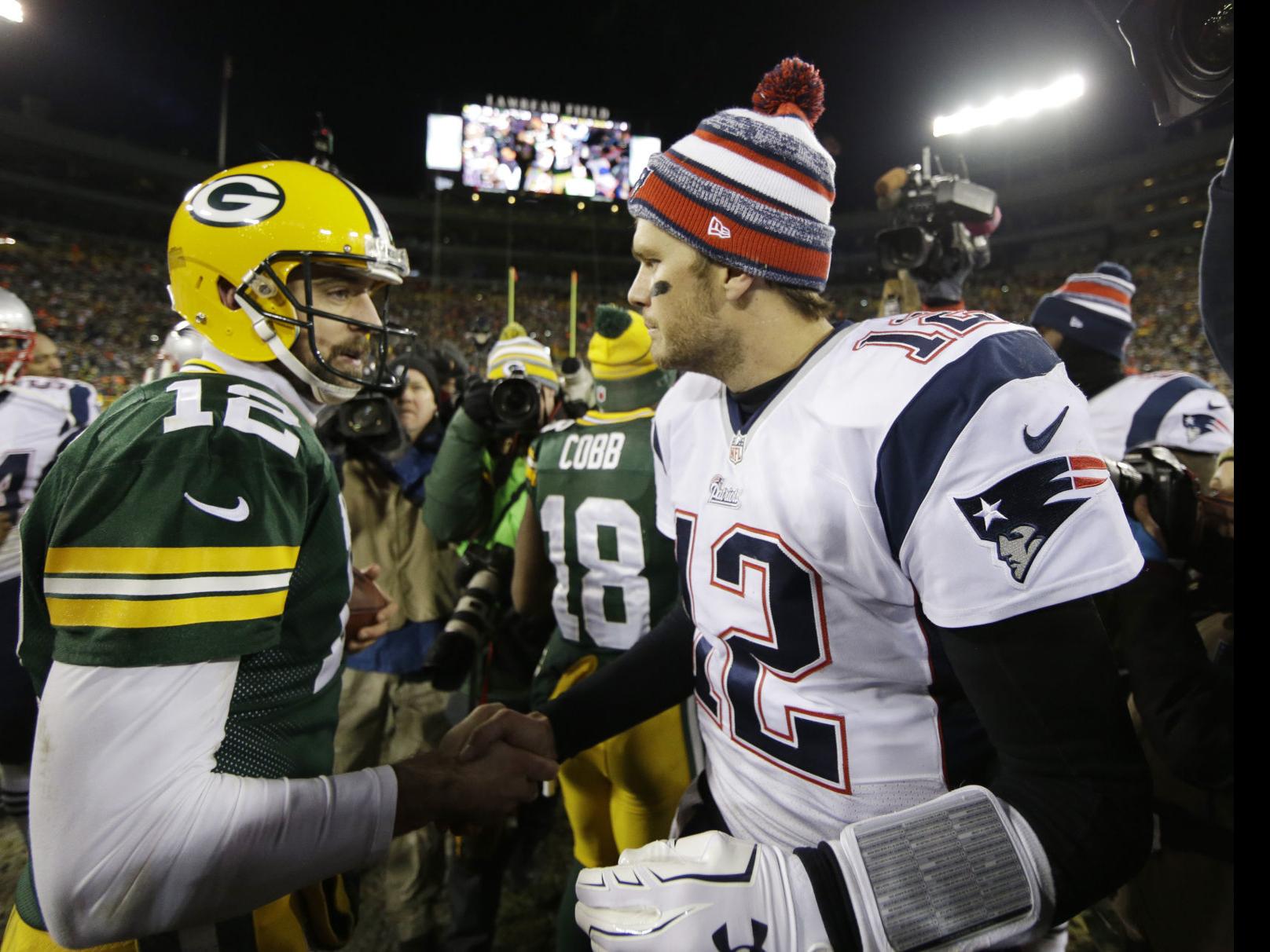 Tom Brady Edges Aaron Rodgers In Ap Quarterback Rankings Pro Football Madison Com