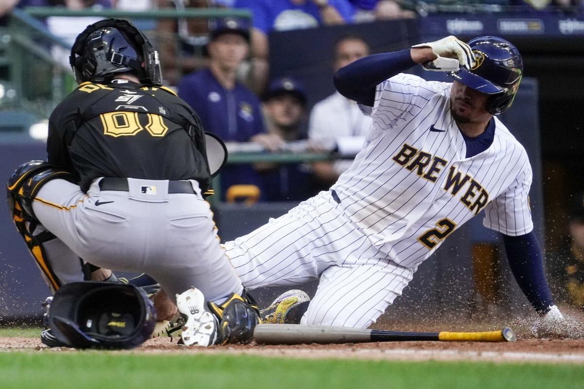 Pirates rally in ninth for walk-off against Brewers