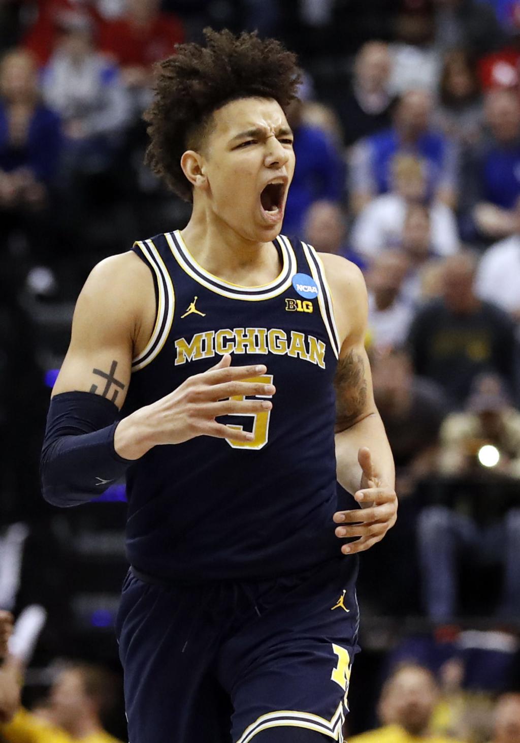 Bucks Draft Pick D J Wilson Fits Team S Position Less Basketball Profile Basketball Madison Com