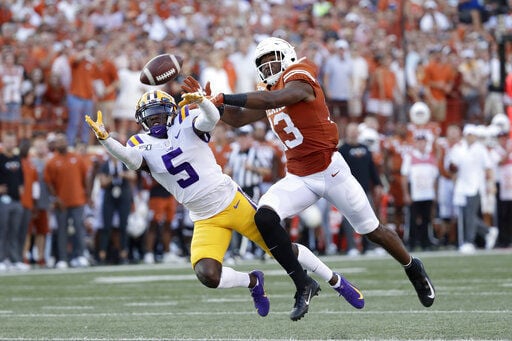 LSU beats Texas, AP photo
