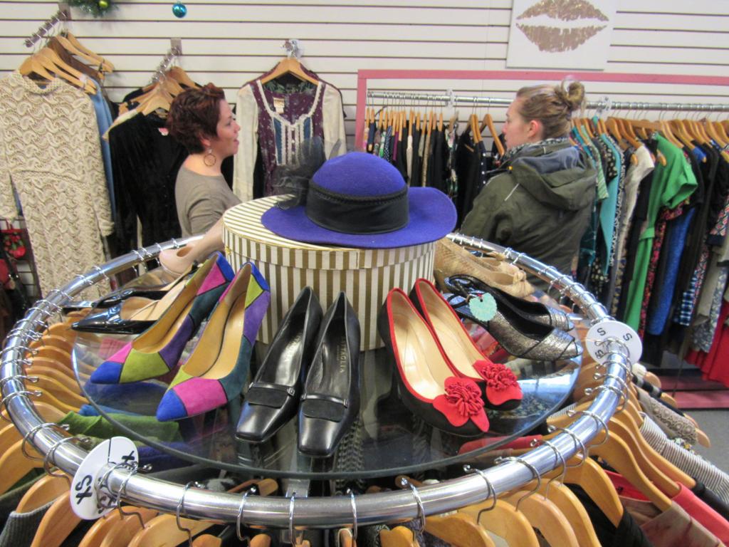 Consignment Shop That Specializes In Vintage And Modern Clothes