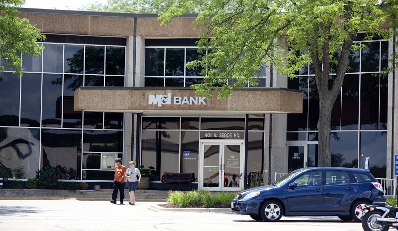 m&i bank