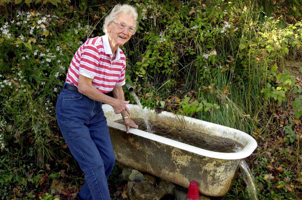 PEARL SWIGGUM AT BATHTUB SPRING