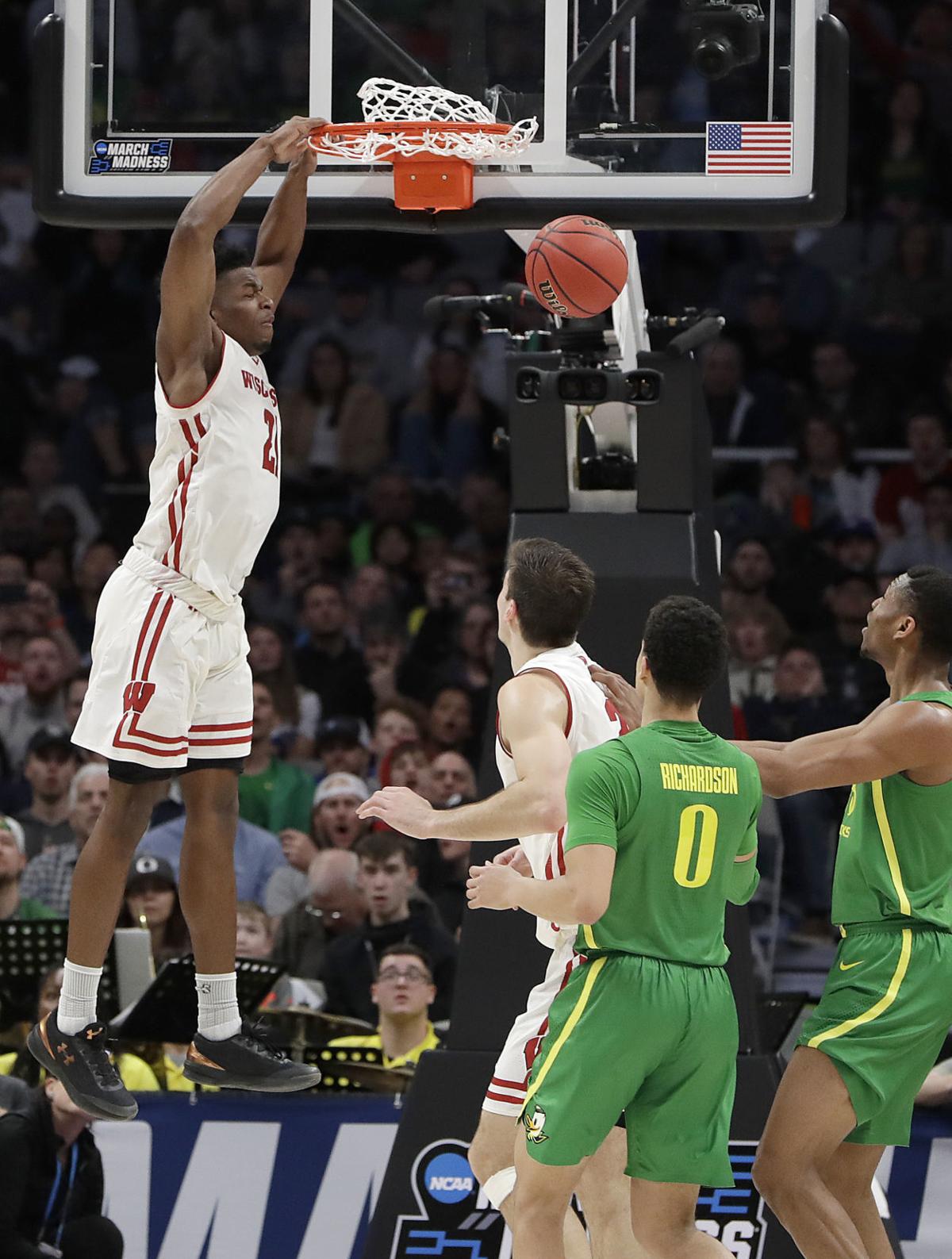 Badgers Basketball Tops March S Most Read Stories On Madison Com