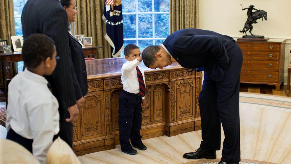 Former Obama Photographer Who Now Makes Career Of Trolling Trump
