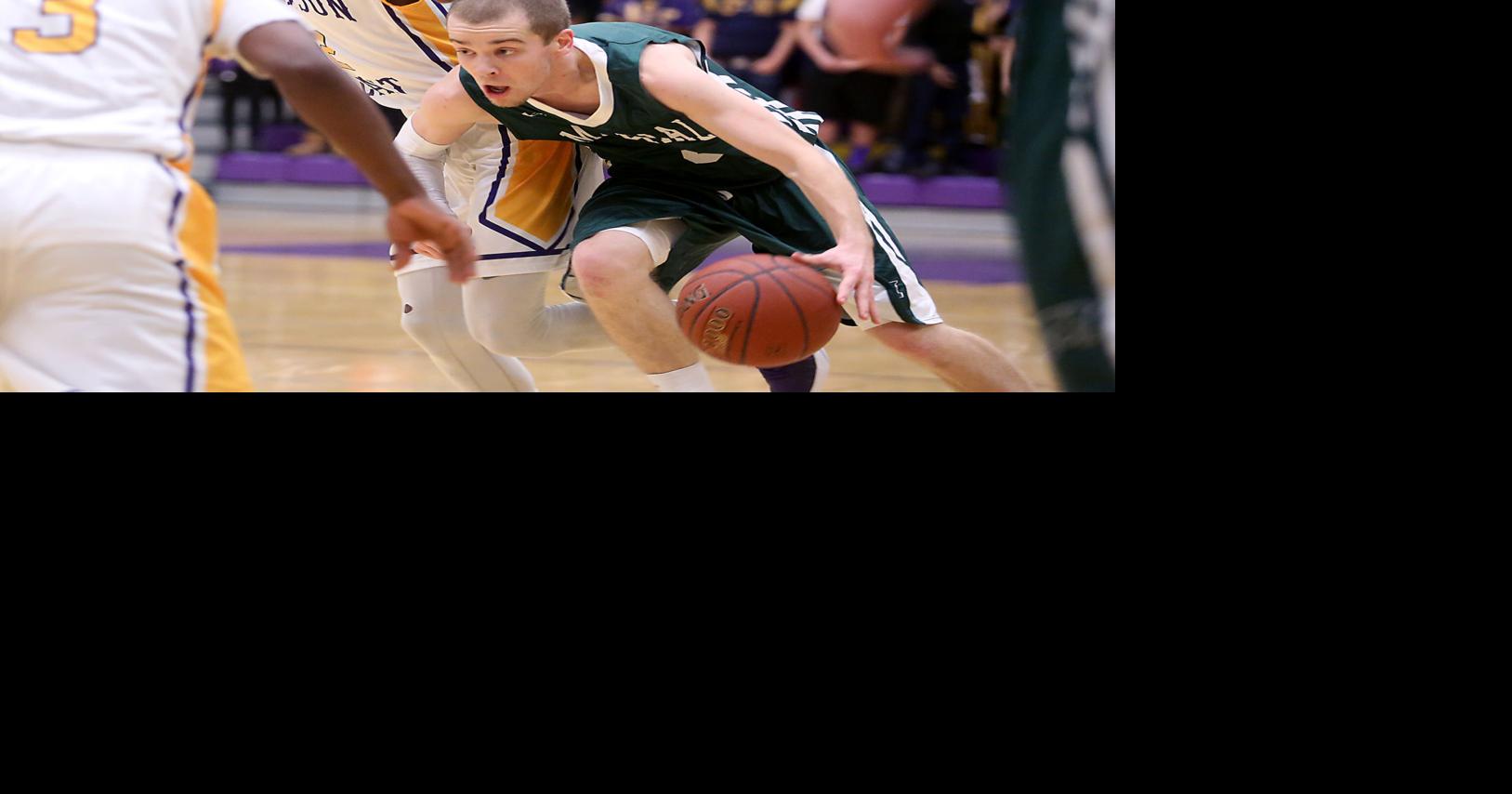 Former Madison Memorial point guard set to lead boys basketball program