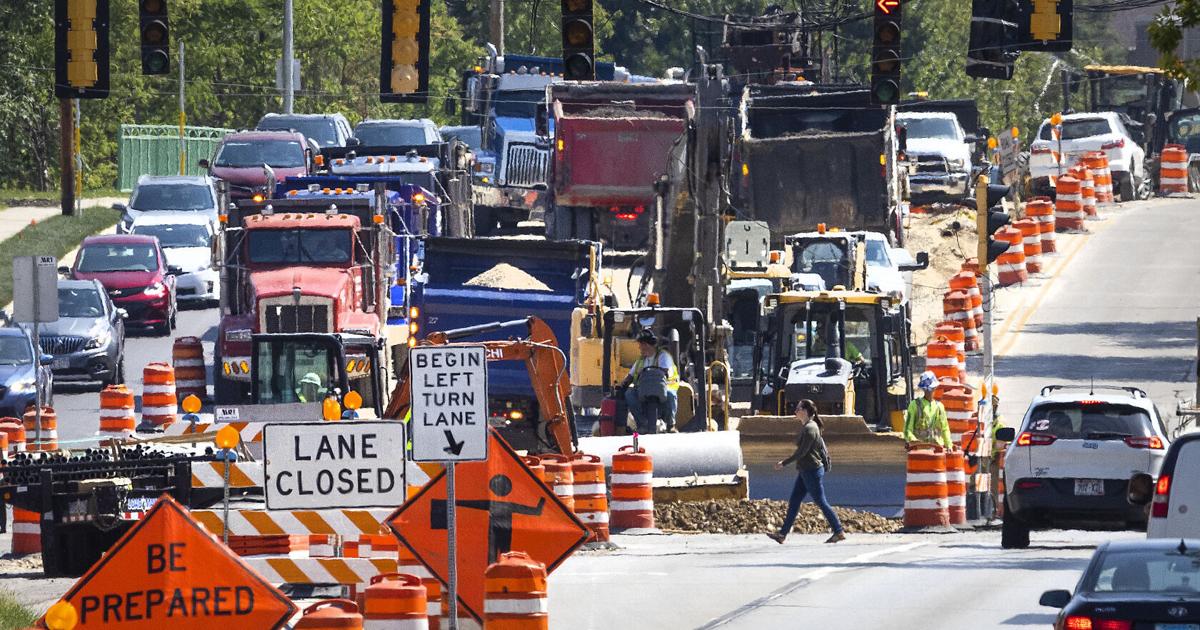Intersection Clutter Madison intersection littered with garbage is an eyesore