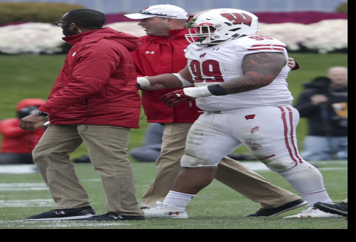 Badgers Nose Tackle Olive Sagapolu Ruled Out For Season After