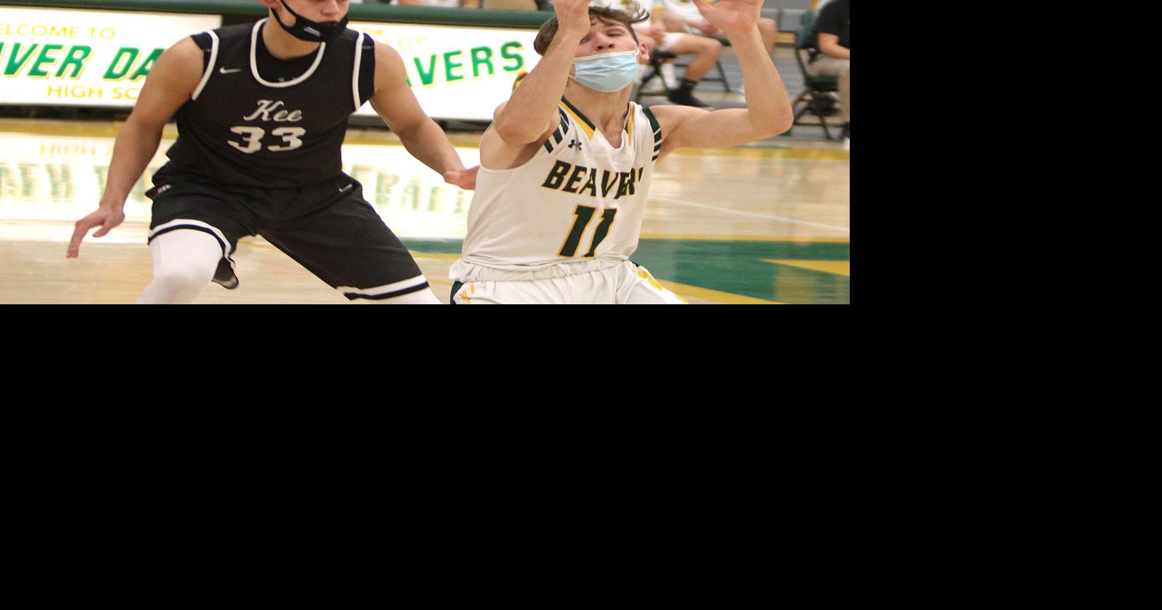 Nate Abel and Beaver Dam spoil Waunakee boys basketball team's season
