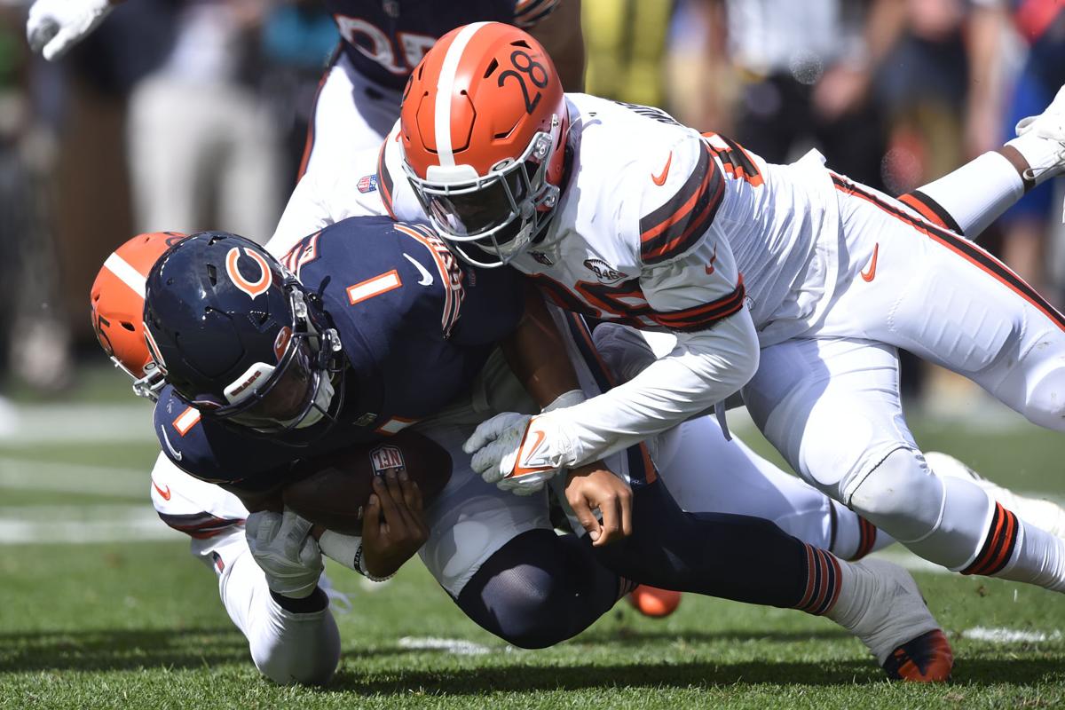 Cleveland Browns inspired by Myles Garrett pushing through injury