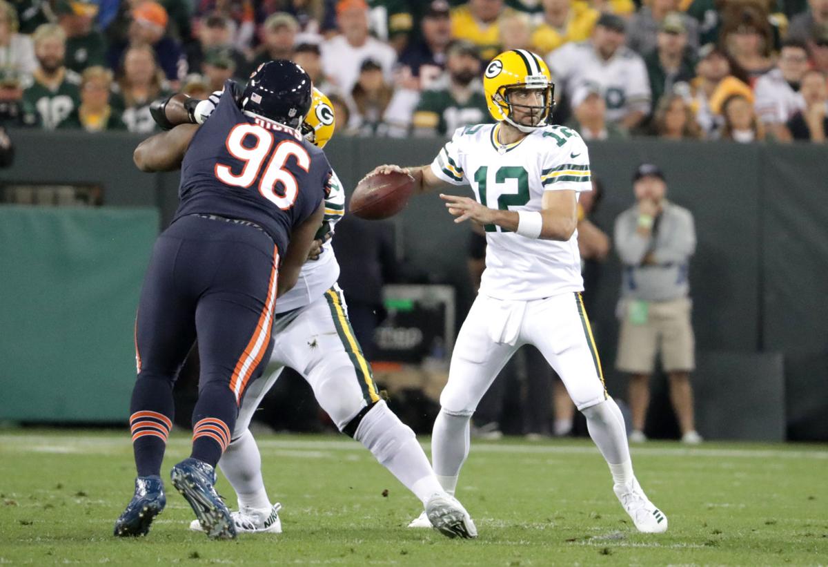 Packers Aaron Rodgers Throws 4 Td Passes As Green Bay Routs Chicago Bears Pro Football Madison Com