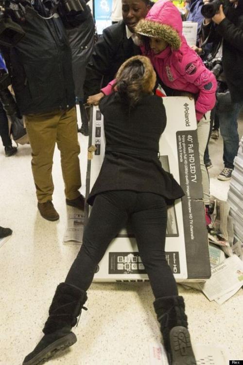 Black Friday Sales At Asda Wembley Superstore London Britain 28 Nov 2014 Madison Com