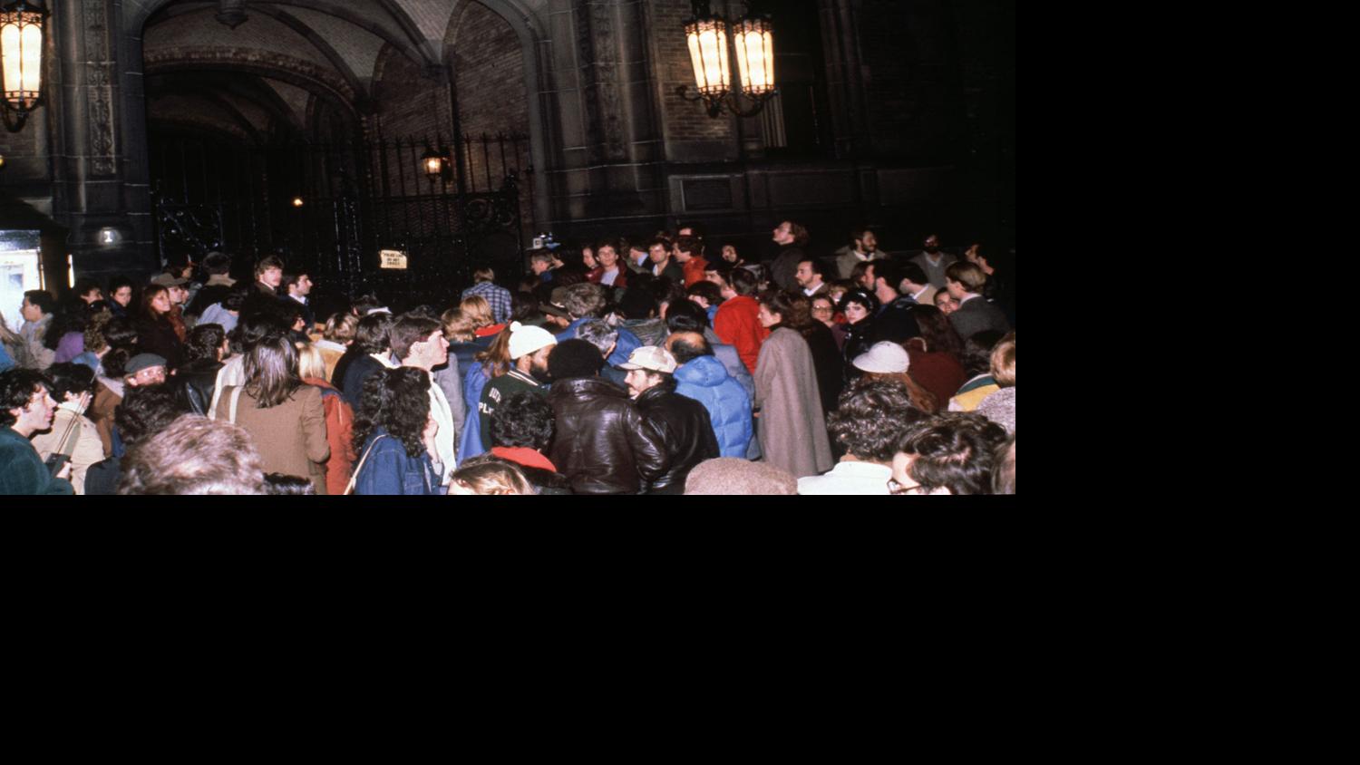 Photos John Lennon Dec 8 1980 Madison Com