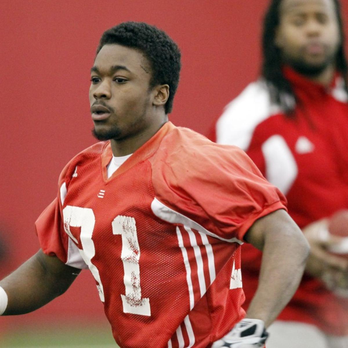 Uw Football He May Not Be Tall But Freshman Doe Says He S