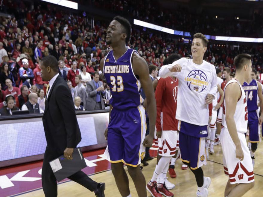 Badgers Men S Basketball Western Illinois Stuns Uw In Season