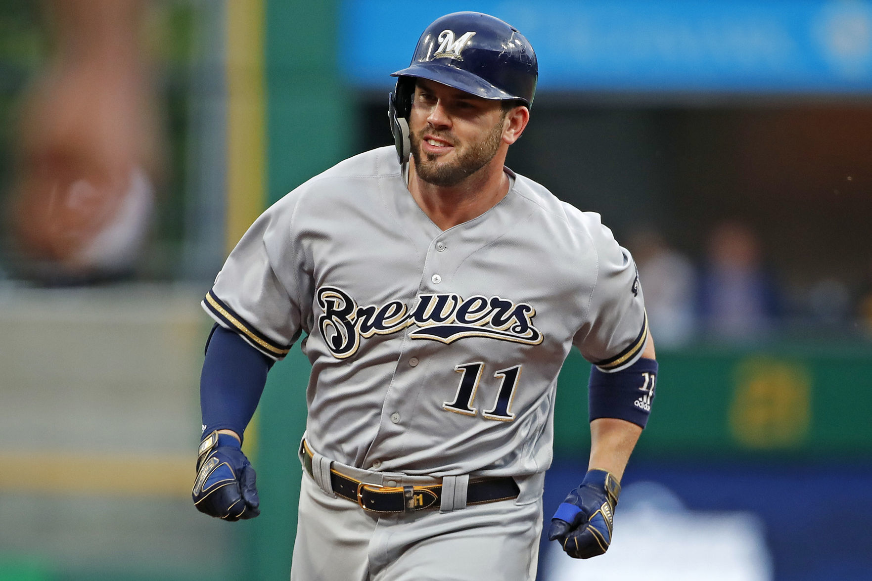 milwaukee brewers mike moustakas jersey