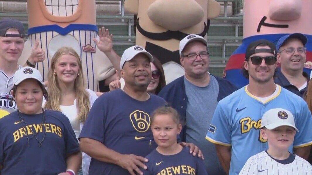 Brewers Sal Frelick surprises pediatric patients