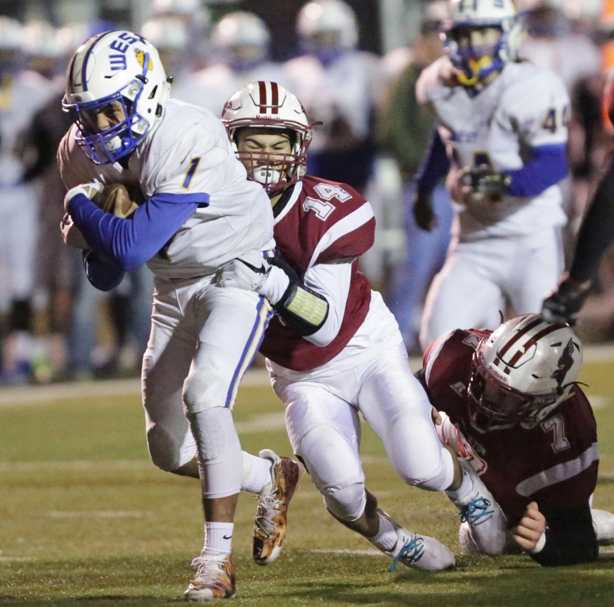 WIAA football playoffs: Sun Prairie faces Division 1 quarterfinal WIAA football playoffs: Sun Prairie faces Division 1 quarterfinal