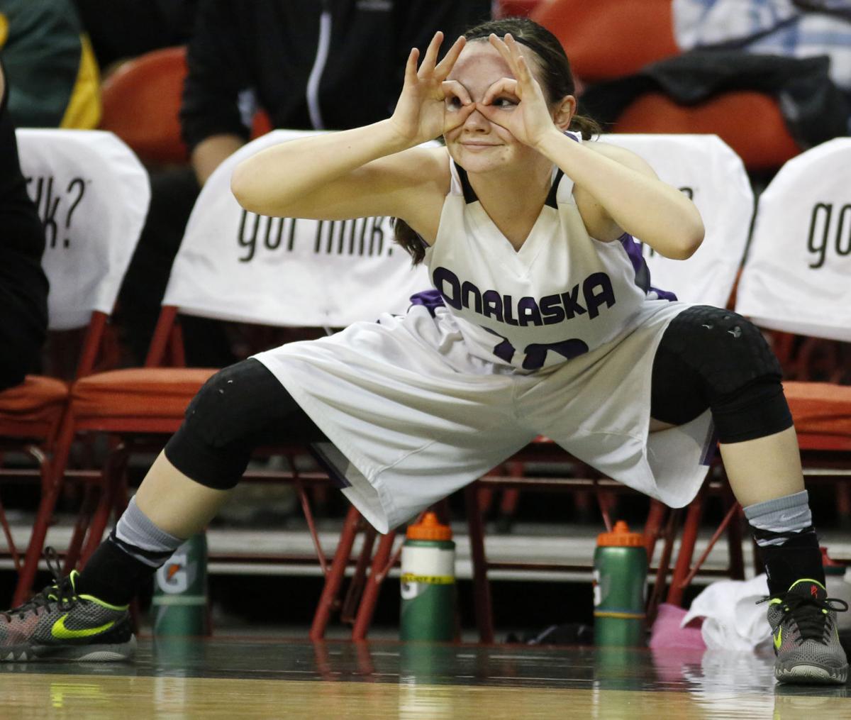 Wiaa State Girls Basketball Around The Resch Center Girls