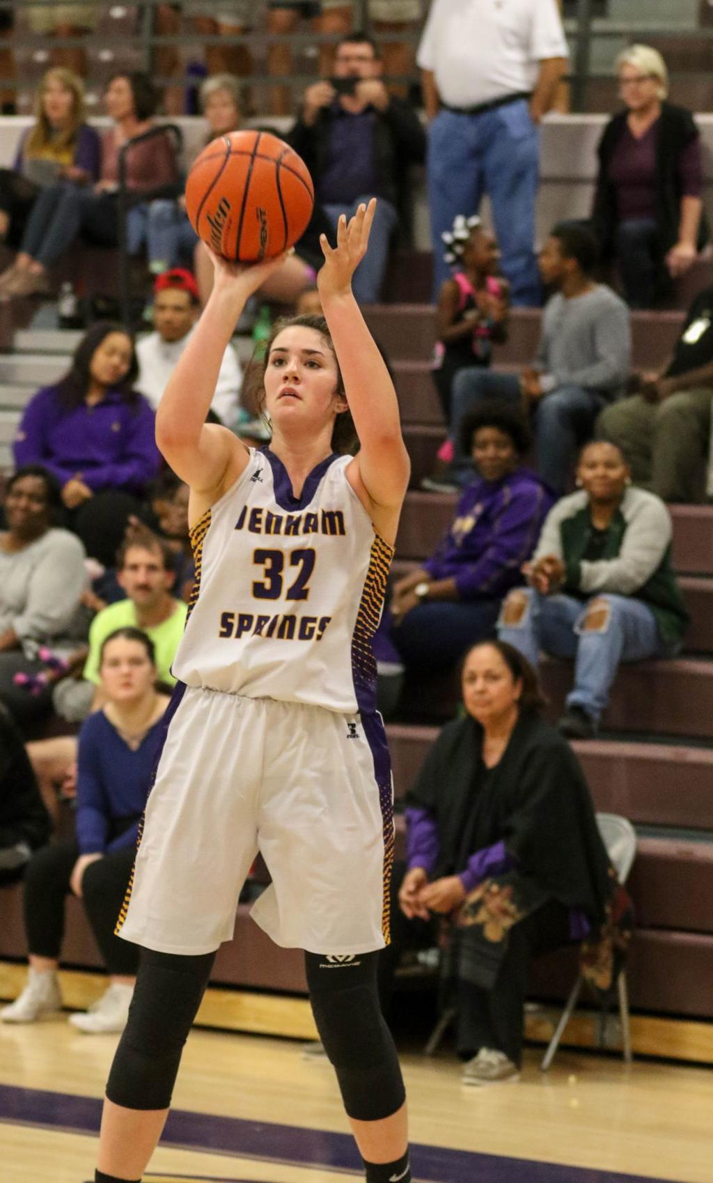 Badgers Women S Basketball Moves Quickly To Land 2020 Recruit Kate