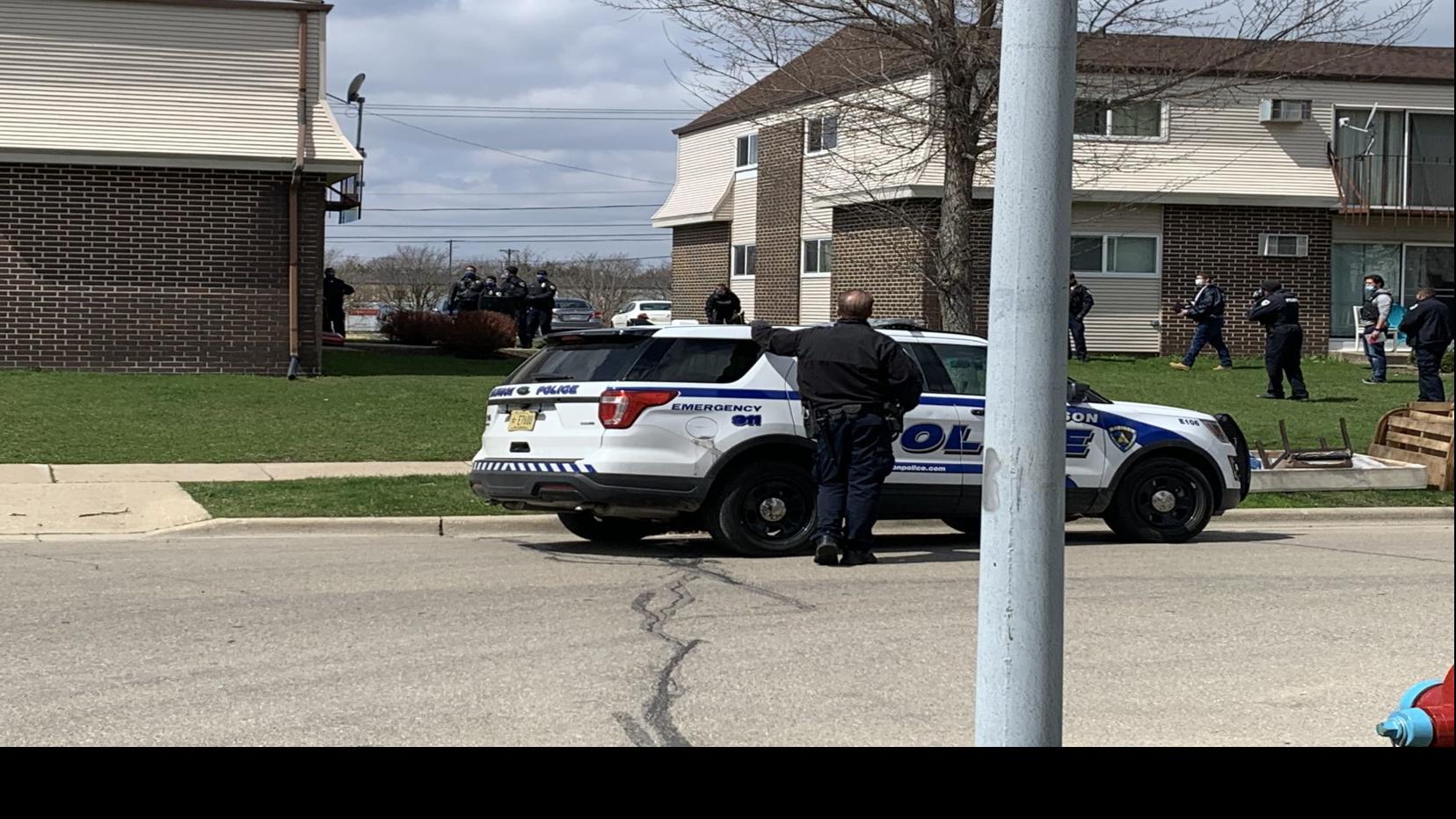 Man Arrested After Standoff With Madison Police At Far East Side Apartment Crime Madison Com