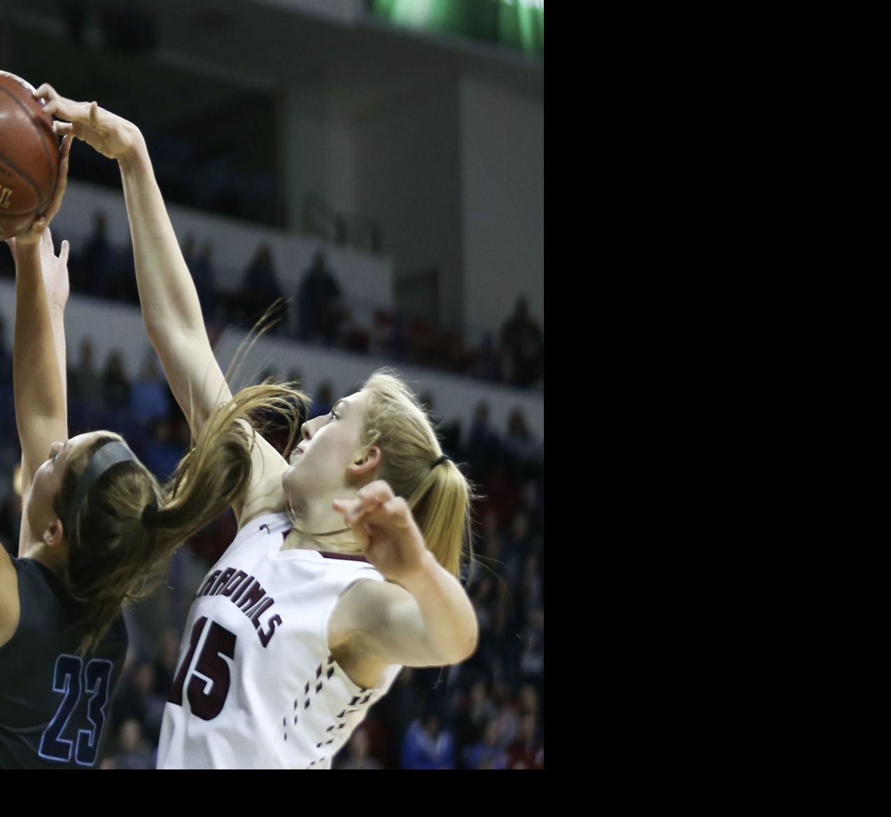 Middleton S Sitori Tanin Commits To Loyola University For Women S