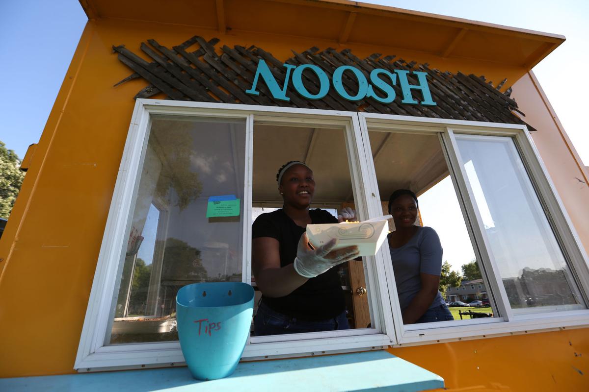 Madison food carts serve 2,000 free meals via Carts for Community program