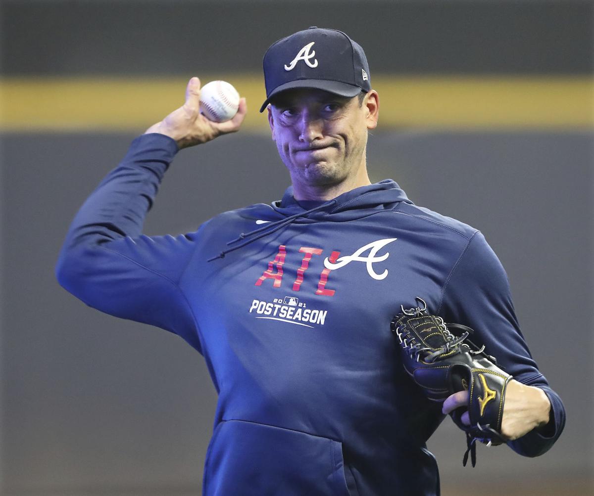 M-V-Free! Freeman HR sends Braves to NLCS, 5-4 over Brewers