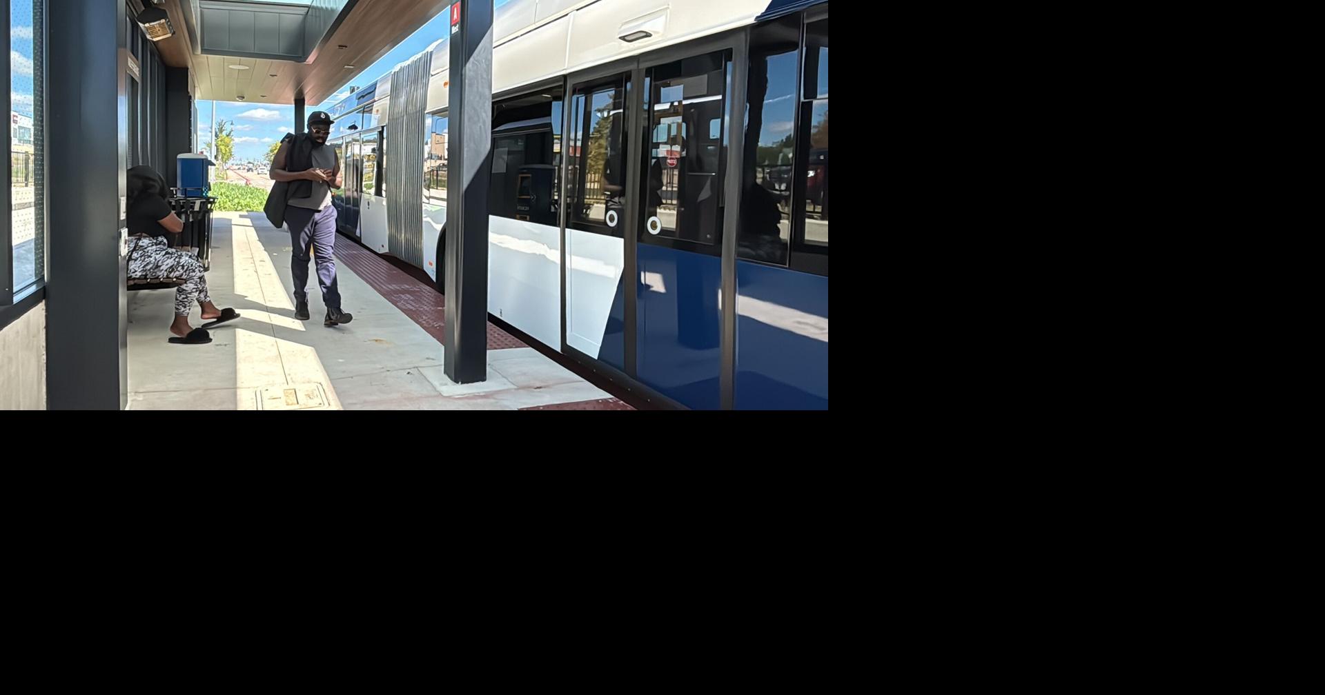 Buying BRT tickets causes headaches for older riders