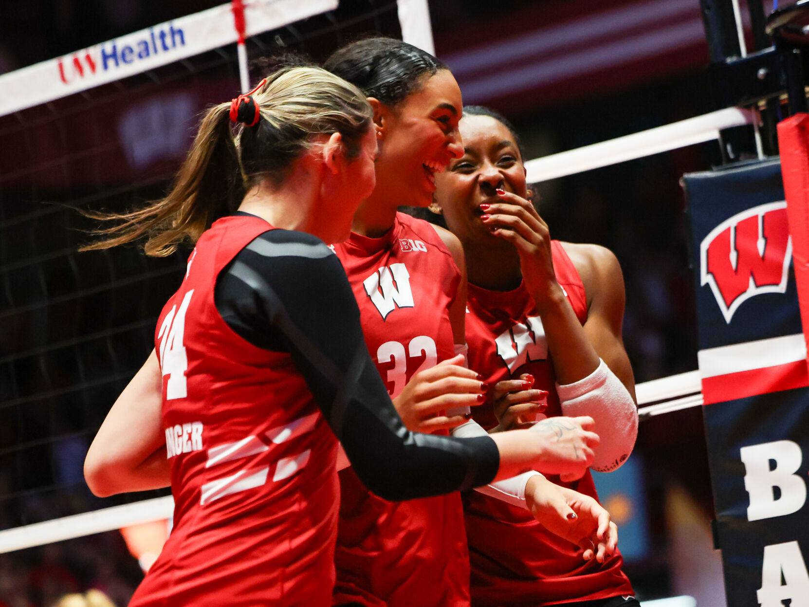 Three Wisconsin players named to AllBig Ten first team(02)