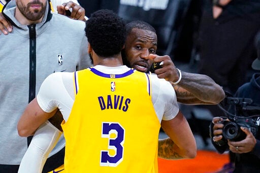 Lakers keep core around LeBron James, Anthony Davis after