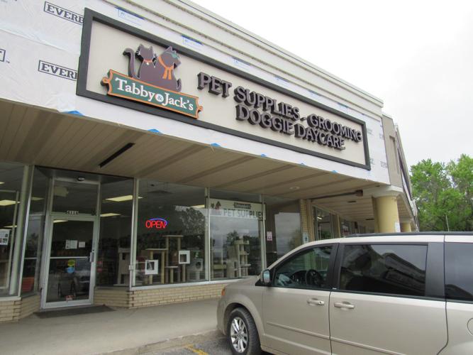 Family-owned pet store to open on Milwaukee's East Side