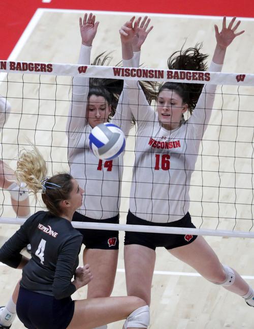 Wisconsin S Dana Rettke Earns First Team All America Honors College Volleyball Madison Com