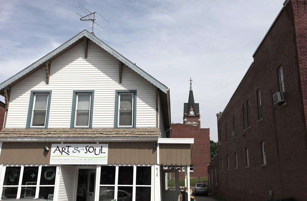 Woman Brings Art Gallery And Tattoo Shop Together Under One Roof In New Glarus Entertainment Madison Com