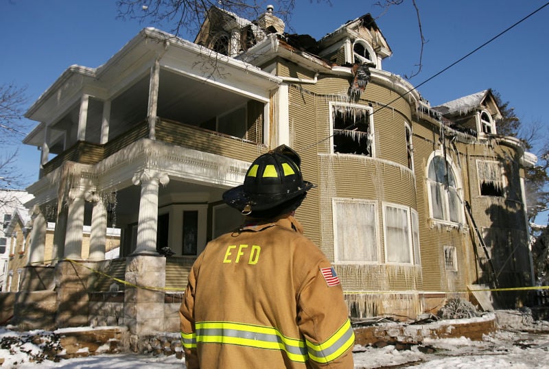 20 fire departments respond to Edgerton house fire