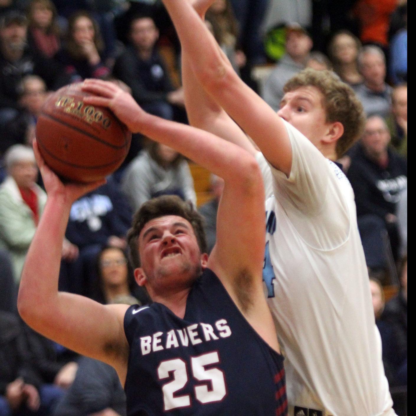 Wiaa Boys Basketball Reedsburg Ousts Mcfarland Behind 23 Points