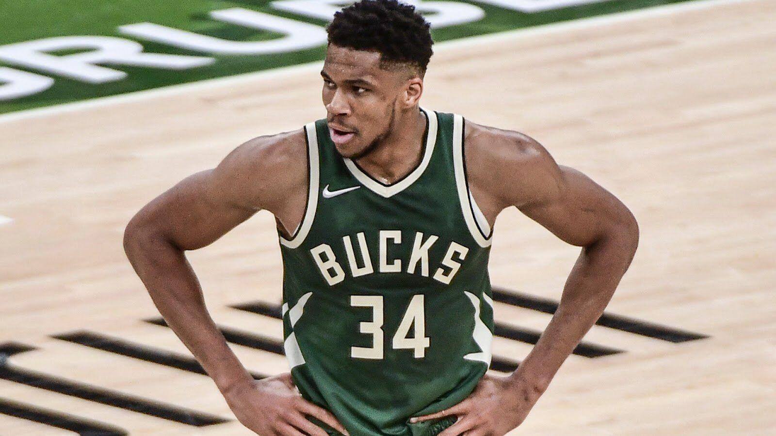 Bucks' Giannis Antetokounmpo forced from Game 1 with back injury