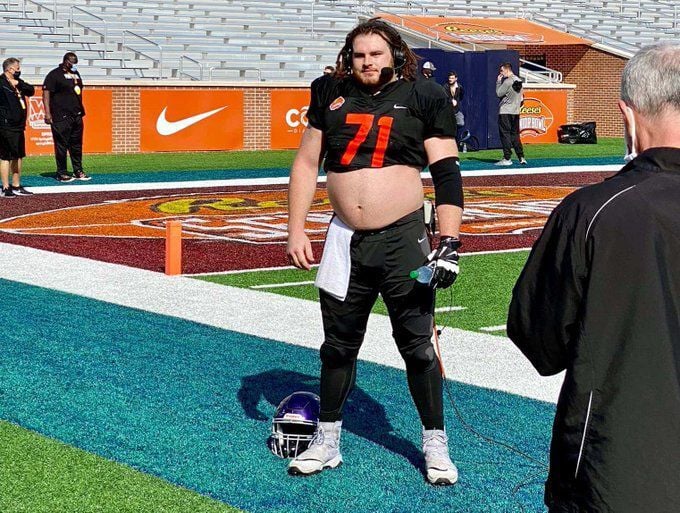 UW-Whitewater's Quinn Meinerz's belly blows up Twitter as he makes the most  of Senior Bowl spotlight | College Football | madison.com