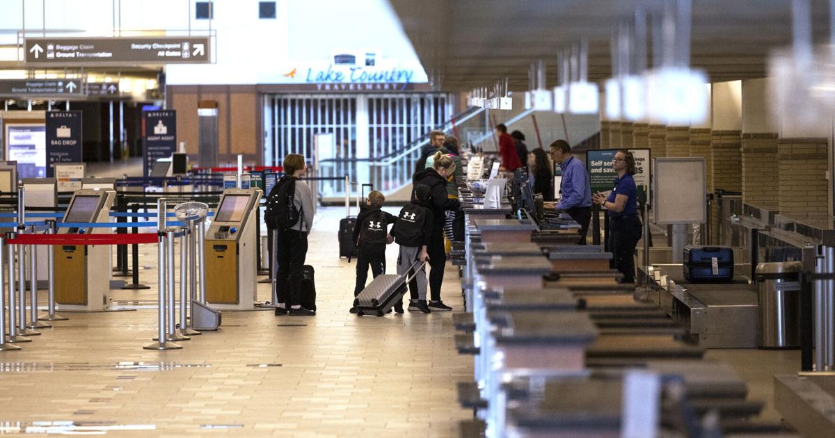 Minneapolis-bound flight diverted to Dane County airport
