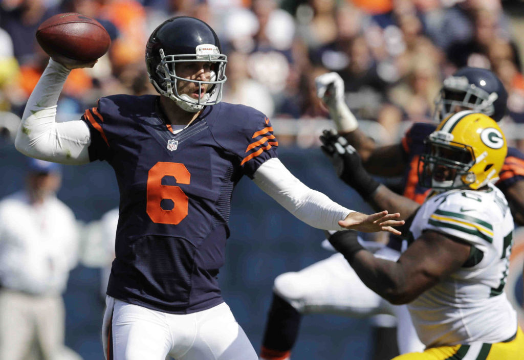 Chicago Bears quarterback Jay Cutler has nobody to throw to 18