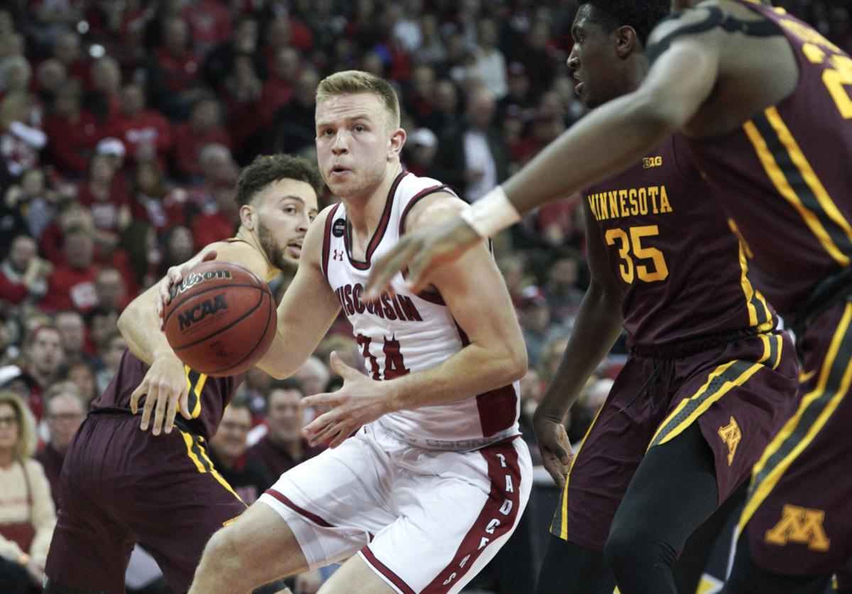 Battle To The Buzzer Wisconsin Badgers Withstand Late Push By