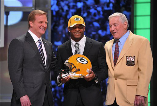 NFL Draft: Packers stay on the offensive & shift from protection to  production