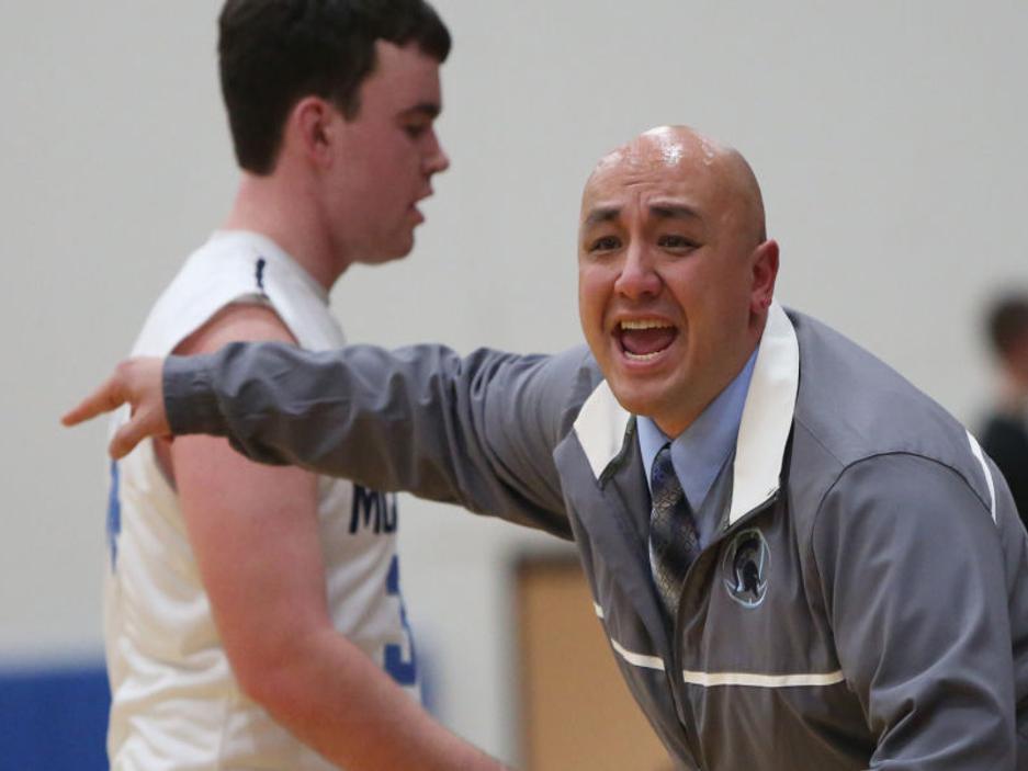 Rock Valley Boys Basketball Preview East Troy The Favorite In