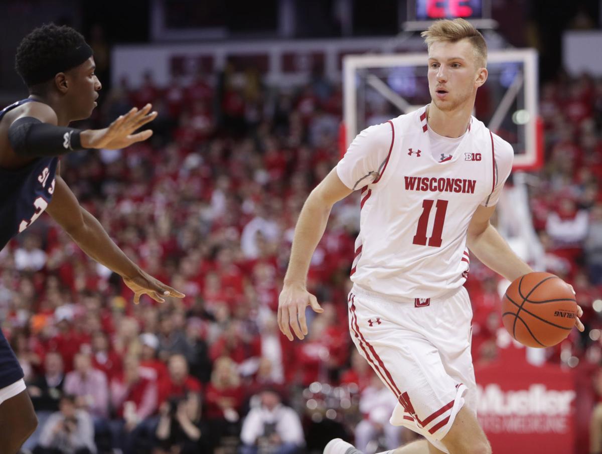 Badgers Men S Basketball Andy Van Vliet Helps Lead Wisconsin To