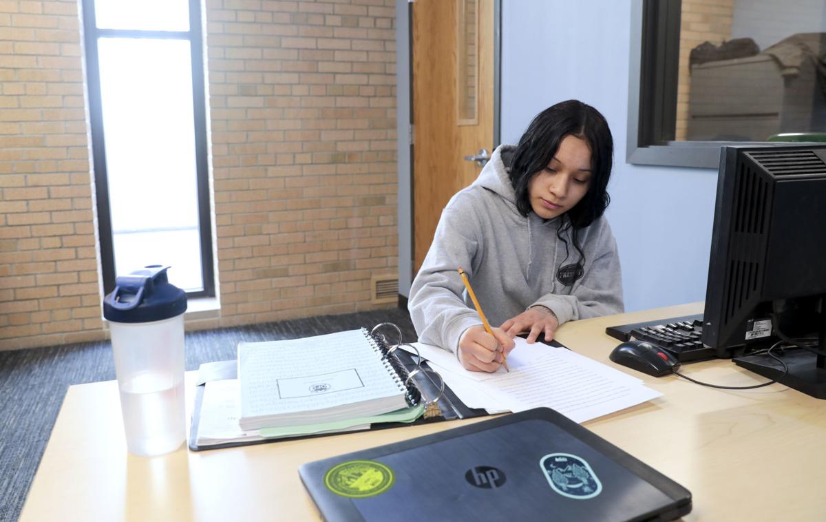 040519-wsj-news-ofs1