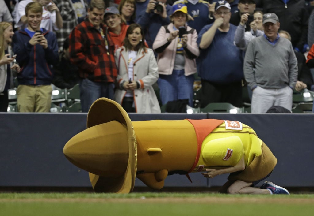 Klement's out as official sausage and hot dog provider of the Milwaukee  Brewers