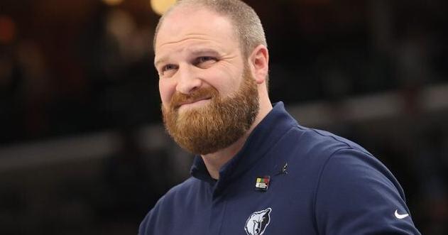 3 things that stood out from new Bucks coach's opening press conference